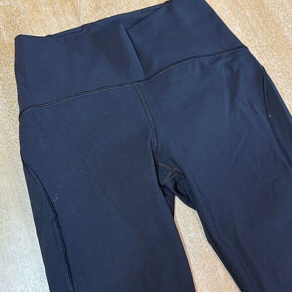 Lululemon Lean In Crop (17") - Picture 2 of 7